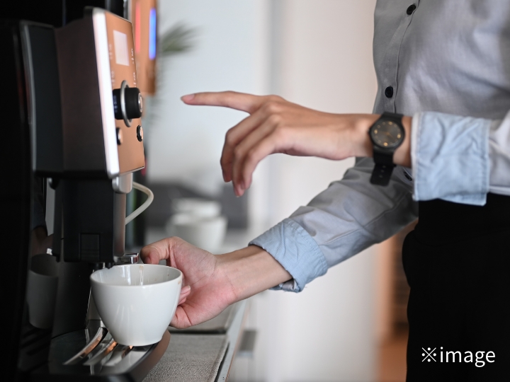 給茶機による無料ドリンク